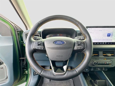 Used 2025 Ford Maverick Tremor image 11