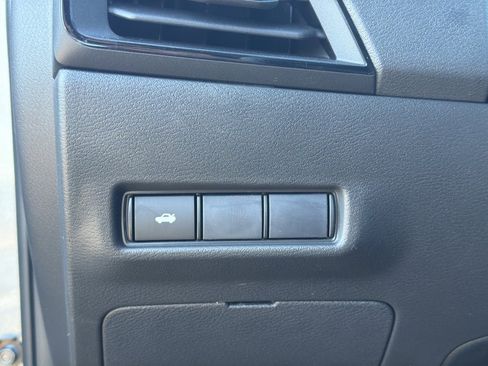 New 2026 Nissan Sentra SR w/ Floor Mat Package image 22