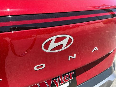 New 2026 Hyundai Kona SEL Premium FWD image 13