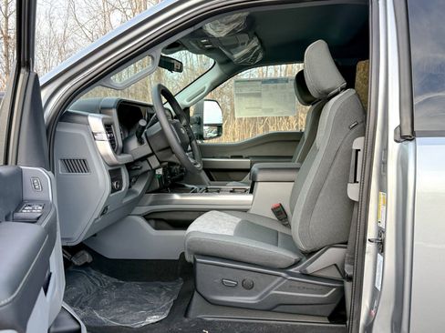 New 2026 Ford F250 XLT w/ Snow Plow Prep Package image 17