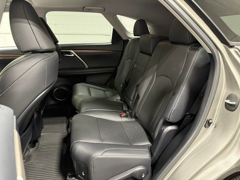 Used 2021 Lexus RX 350L Premium w/ Premium Package image 19