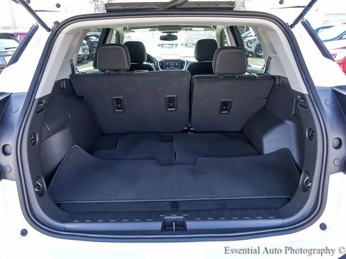 Used 2024 GMC Terrain SLE w/ Elevation Edition FWD image 22