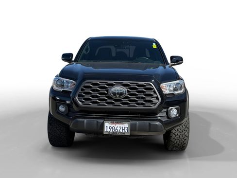 Used 2021 Toyota Tacoma TRD Off-Road w/ Technology Package AWD/4WD image 8