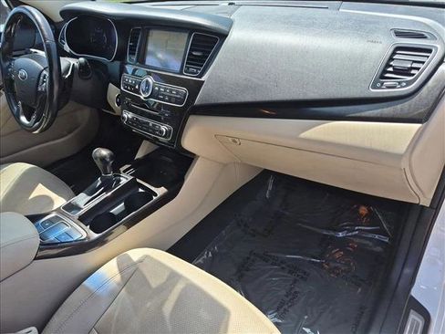 Used 2014 Kia Cadenza Premium FWD image 30