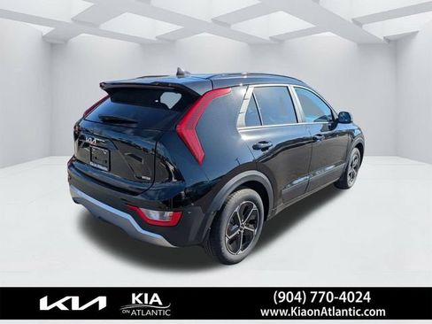 New 2026 Kia Niro EX w/ EX Premium Package FWD image 3