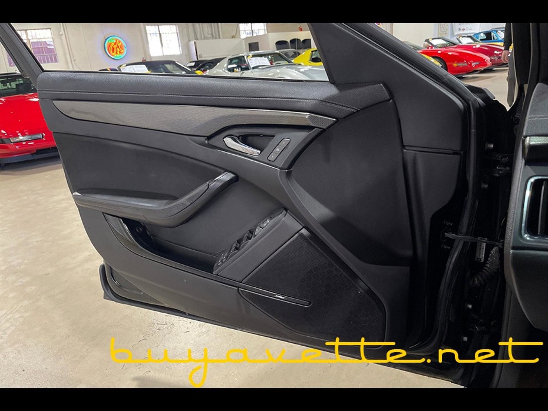 Used 2009 Cadillac CTS V RWD image 22