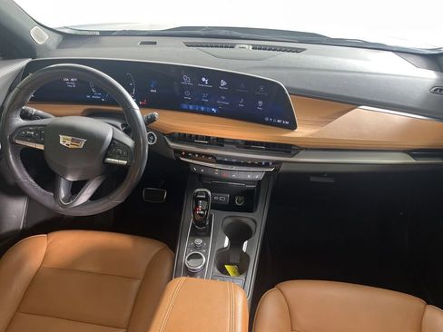 Used 2024 Cadillac XT4 Sport FWD image 15