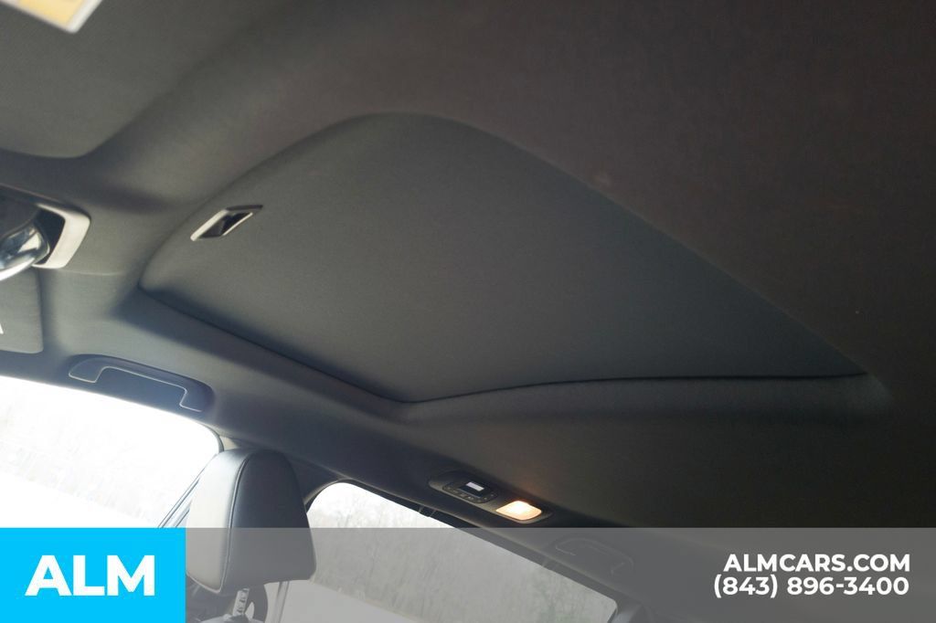 Used 2023 Honda Odyssey Sport image 17