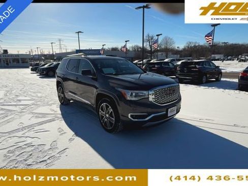 Certified 2019 GMC Acadia Denali w/ Technology Package image 2