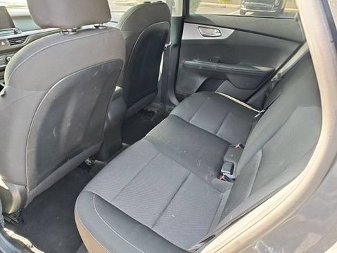 Certified 2023 Kia Forte LXS FWD image 21