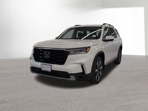 New 2025 Honda Pilot Touring image 25