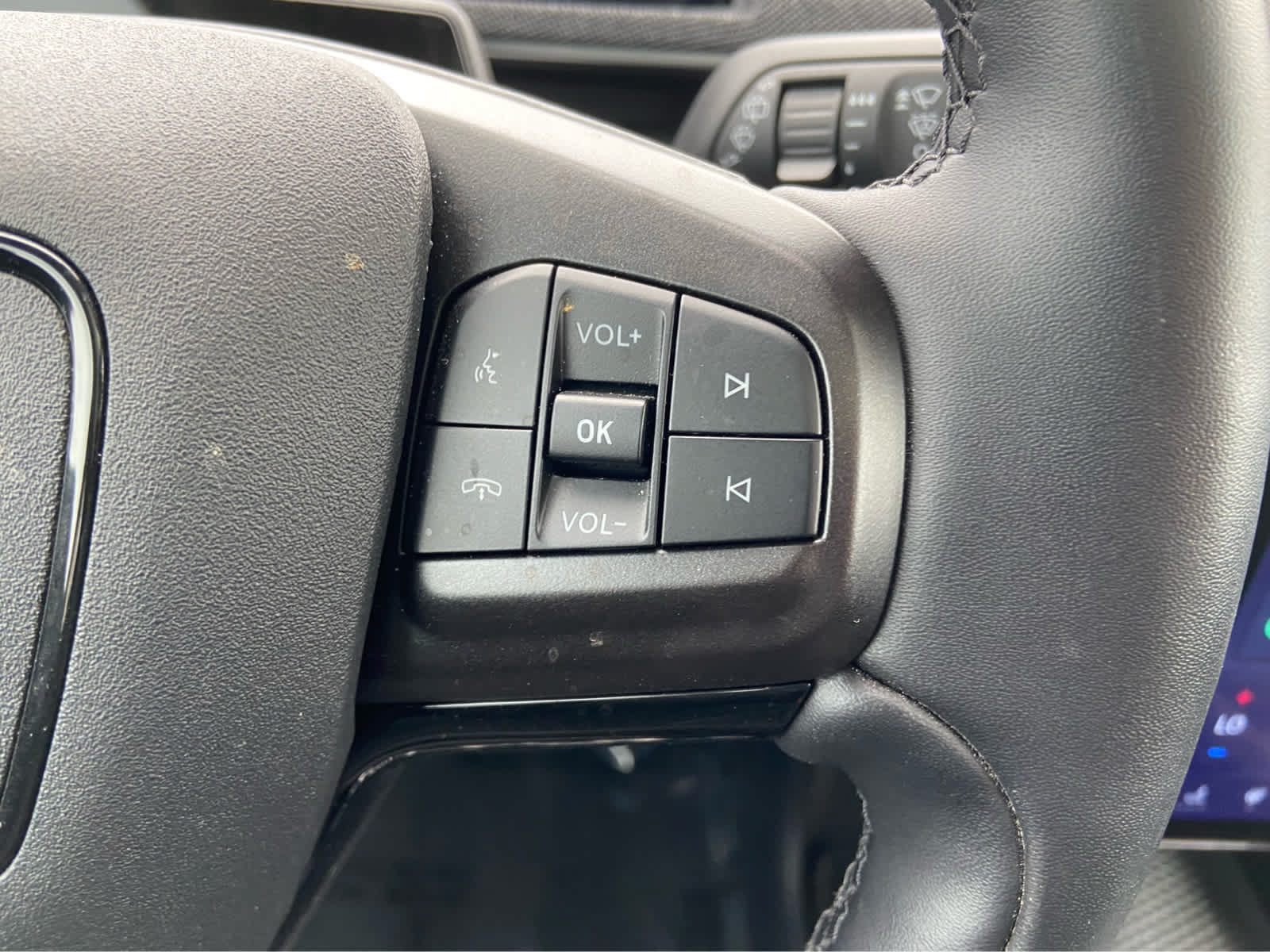 Used 2024 Ford Mustang Mach-E Premium AWD/4WD image 19