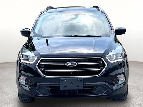 Used 2019 Ford Escape SE FWD image 4