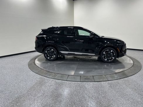 New 2026 Kia Sportage SX image 4