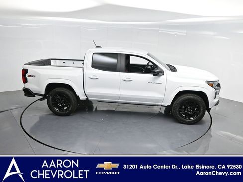 New 2025 Chevrolet Colorado Z71 w/ Midnight Edition image 37