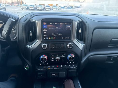 Used 2022 GMC Sierra 1500 Denali w/ Denali Premium Package image 20