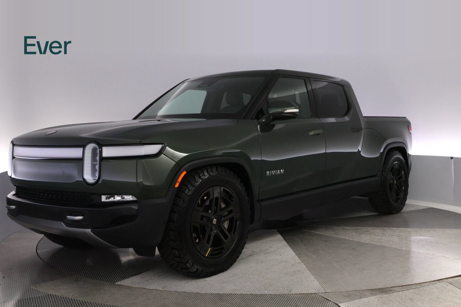 Used 2023 Rivian R1T Adventure Dual AWD/4WD image 2
