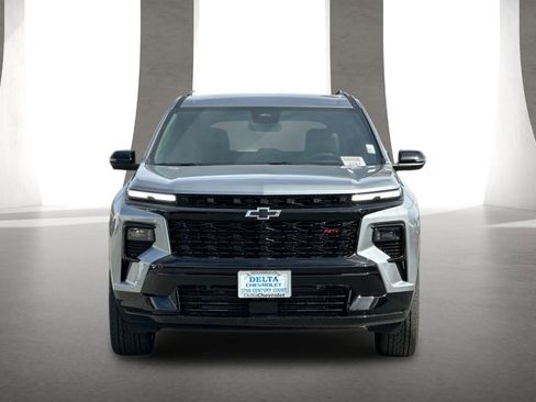 New 2026 Chevrolet Traverse RS image 9