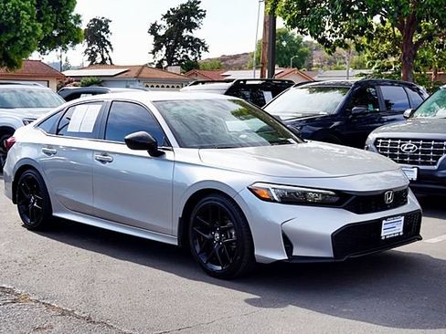 Used 2025 Honda Civic Sport image 6