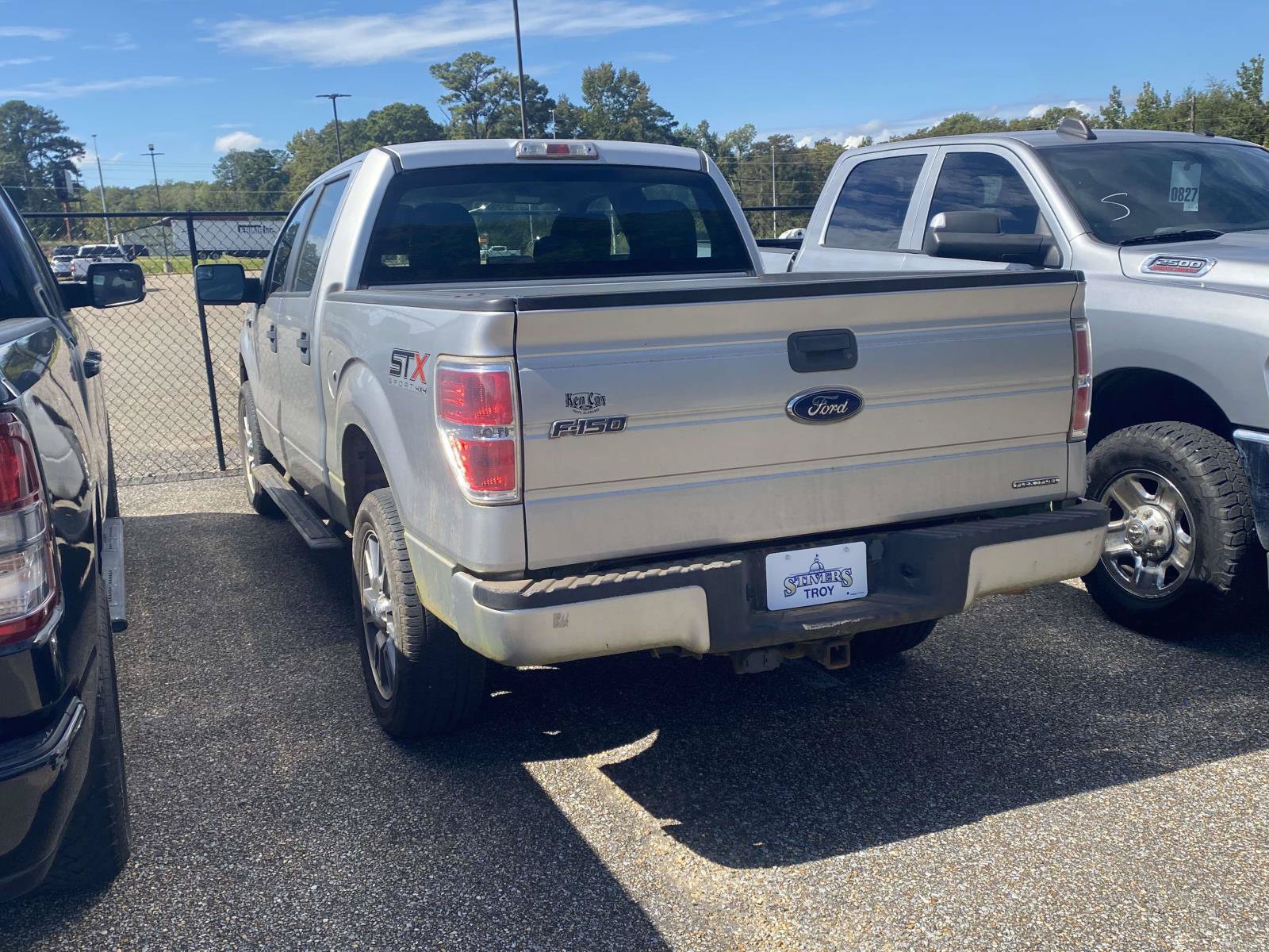 Used 2014 Ford F150 STX w/ Equipment Group 201A Mid AWD/4WD image 3