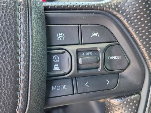 Used 2026 Toyota Tacoma SR5 AWD/4WD image 13