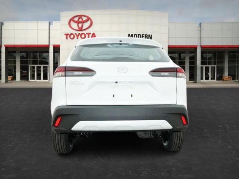 New 2026 Toyota Corolla Cross L image 17