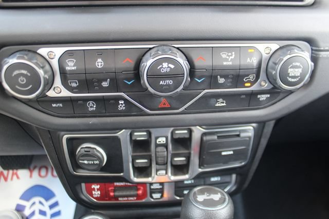 Used 2025 Jeep Wrangler Unlimited Rubicon w/ Convenience Group AWD/4WD image 18