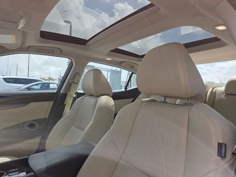 Used 2019 Nissan Maxima 3.5 SL w/ Floor Mat Group FWD image 21