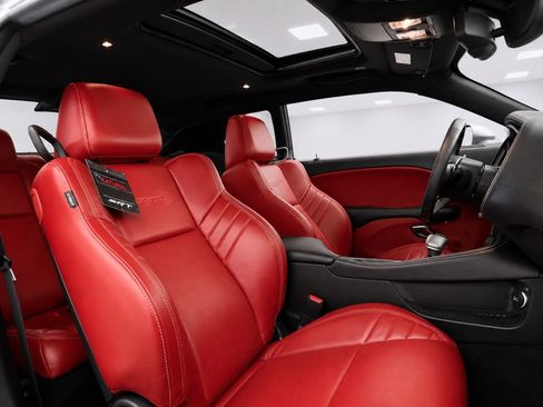 Used 2023 Dodge Challenger SRT Hellcat RWD image 18