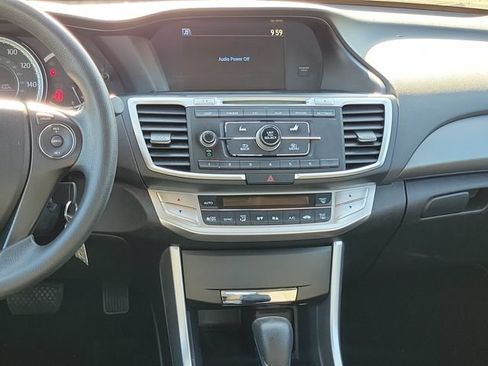 Used 2014 Honda Accord LX image 11
