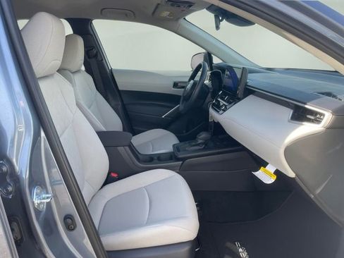 New 2026 Toyota Corolla Cross L image 11