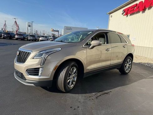 Used 2023 Cadillac XT5 Premium Luxury w/ Technology Package image 3