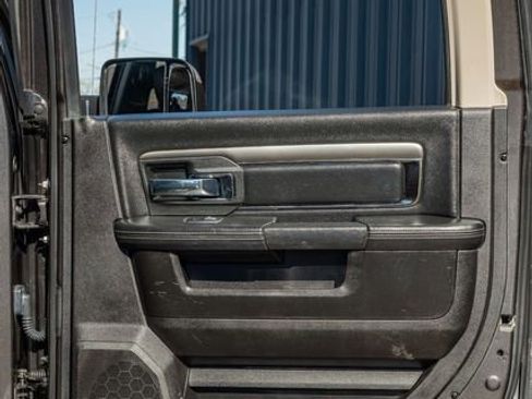 Used 2018 RAM 2500 Laramie w/ Sport Appearance Group image 41