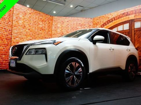Certified 2023 Nissan Rogue SV AWD/4WD image 3