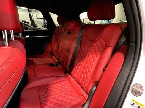 Certified 2024 Audi SQ5 Premium Plus w/ Premium Plus Package AWD/4WD image 26
