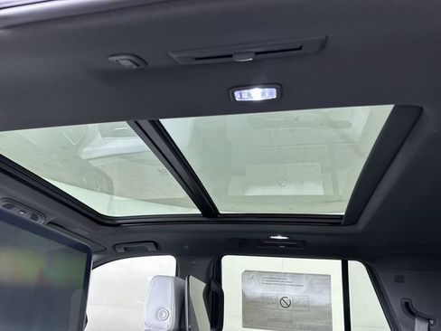 New 2025 Chevrolet Tahoe Premier image 36