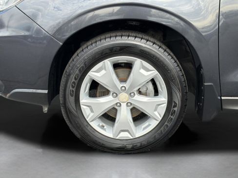 Used 2015 Subaru Forester 2.5i Premium w/ All-Weather Package image 9