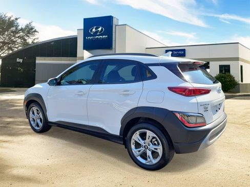 Certified 2023 Hyundai Kona SEL w/ Convenience Package FWD image 3