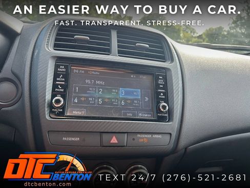 Used 2025 Mitsubishi Outlander Sport AWD image 11