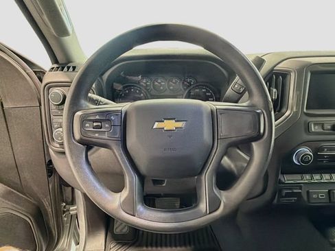 Used 2025 Chevrolet Silverado 2500 Custom w/ Custom Convenience Package AWD/4WD image 10