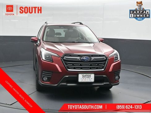 Used 2022 Subaru Forester Limited AWD/4WD image 5