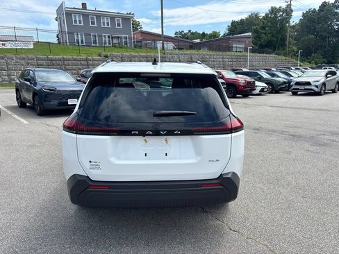 Used 2026 Toyota RAV4 XLE Premium AWD/4WD image 5