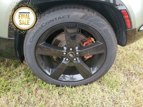 Used 2023 Land Rover Defender 110 X image 9