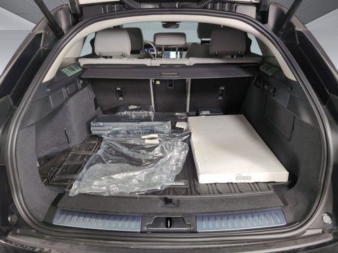 Used 2025 Land Rover Range Rover Velar S image 26