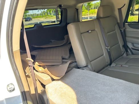 Used 2019 GMC Yukon SLT w/ Open Road Package AWD/4WD image 33