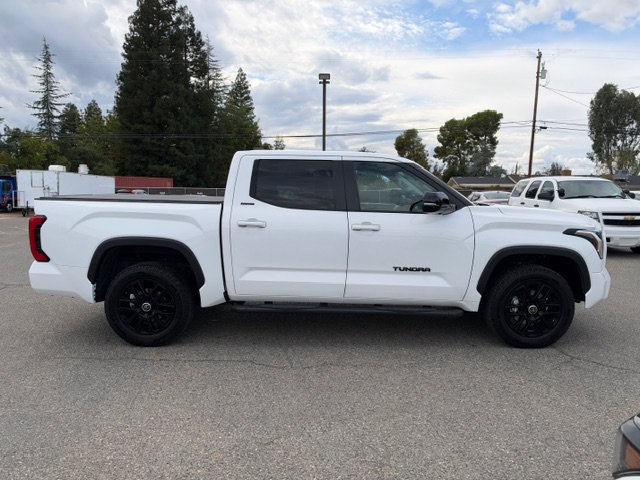 Used 2024 Toyota Tundra Limited AWD/4WD image 16