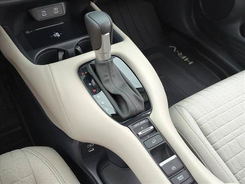 Certified 2026 Honda HR-V LX image 12