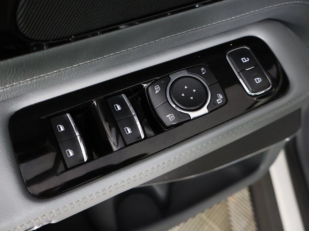 Used 2021 Lincoln Aviator Reserve RWD image 39