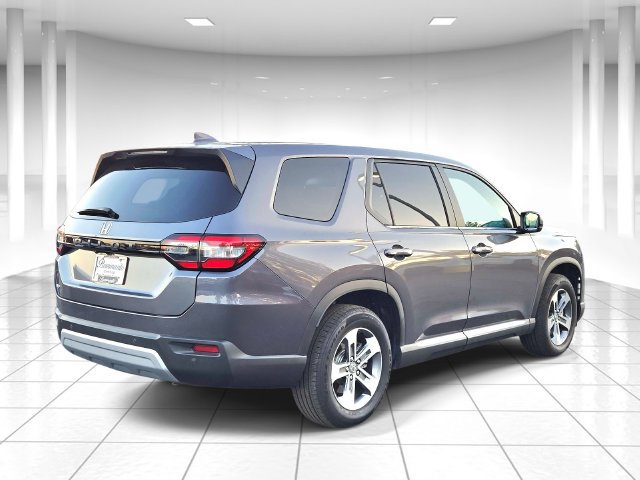 Used 2025 Honda Pilot EX-L image 3