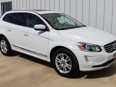 Used 2016 Volvo XC60 T5 Premier image 7